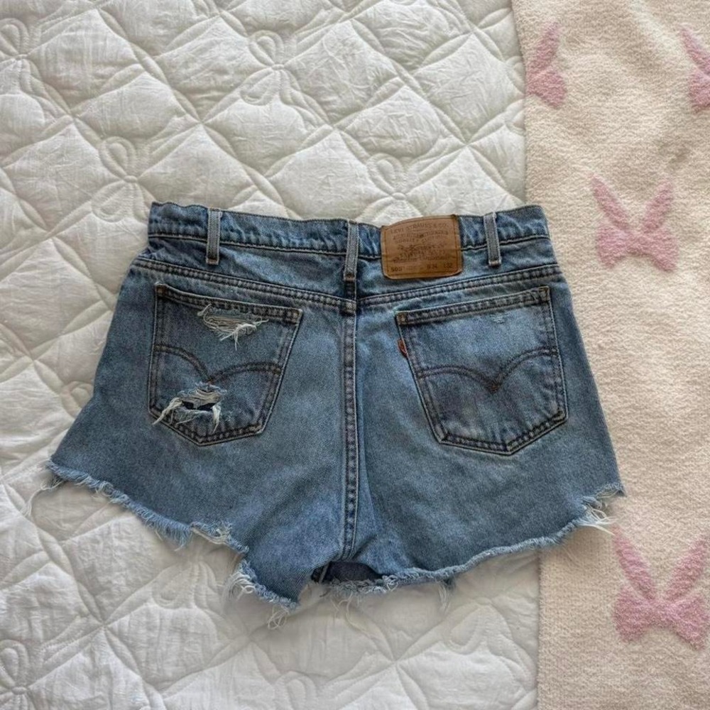 vintage Levi's dark‎ wash distressed Levi's shorts